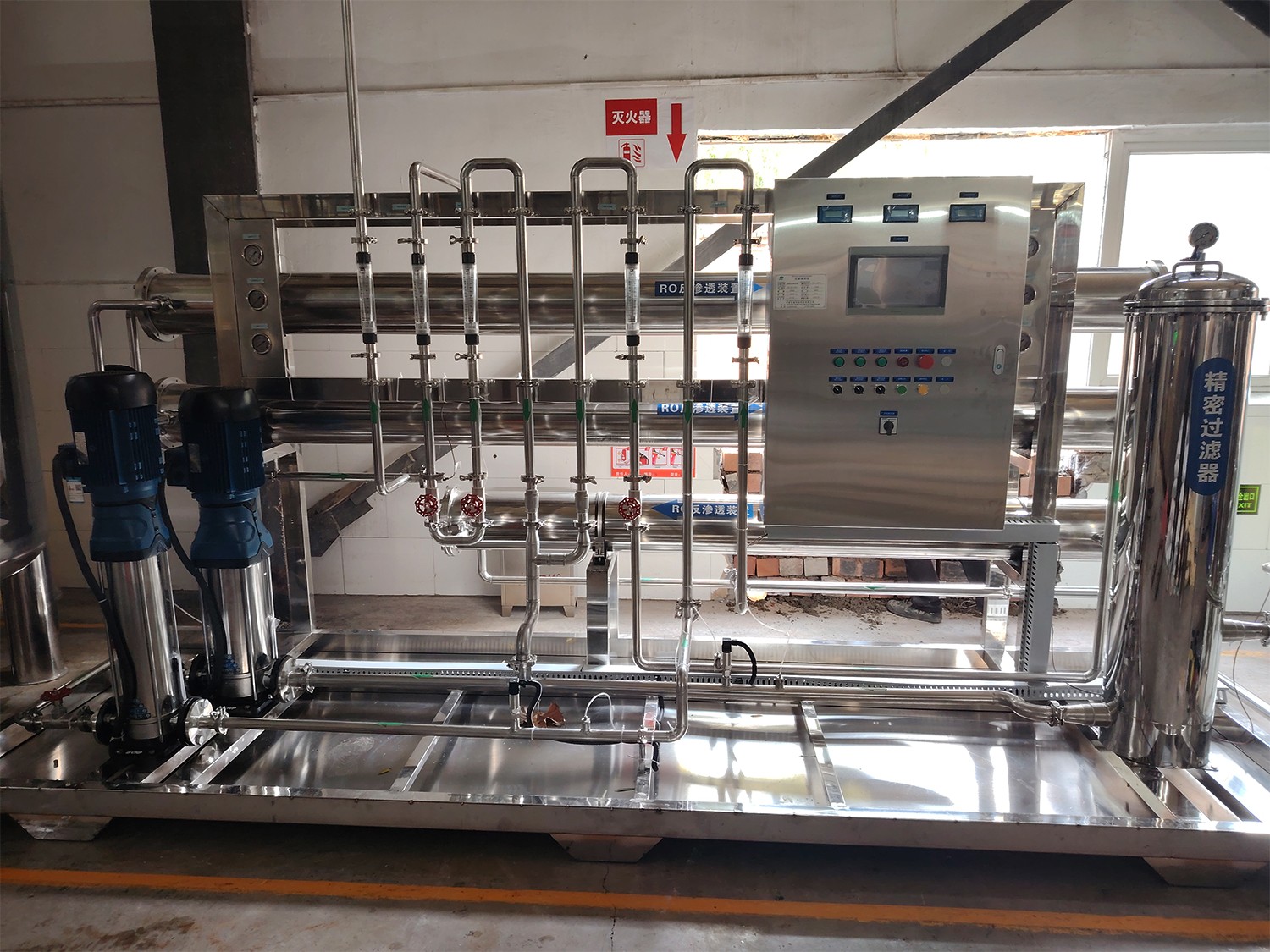 绿园食品企业双级每小时产水3吨反渗透设备